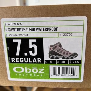 Oboz Sawtooth 2 Mid-ankle Waterproof Hiking. Style: 23702.  Worn once/outgrew.